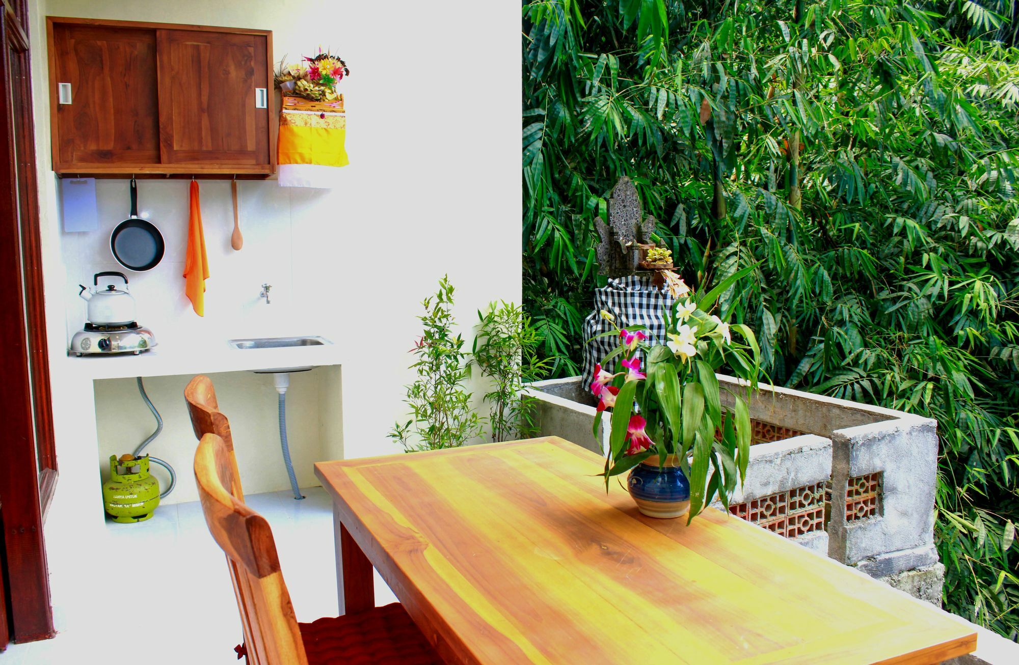 Manwarsa Guest House ウブド エクステリア 写真